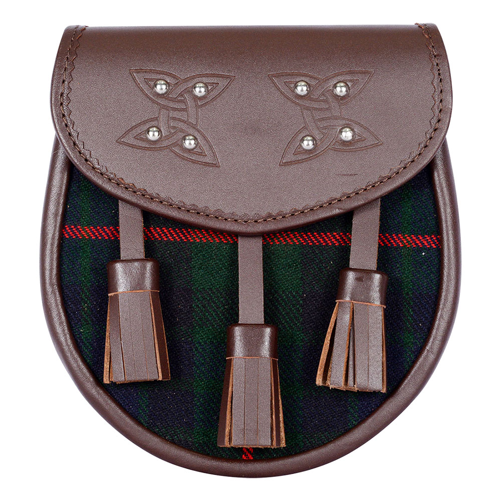 Gunn-tartan-brown-leather-sporran-front- Scottish Sporran Gunn Tartan Brown Leather - Image 1