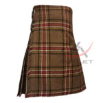 Bonnie Banks Tartan 8 Yard Kilt for Men - Image 2